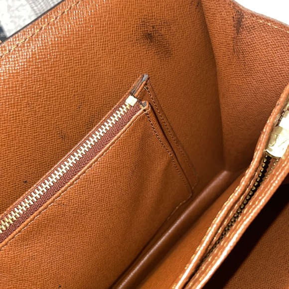 Louis Vuitton Monogram Courcelle Bag - Picture 11 of 15